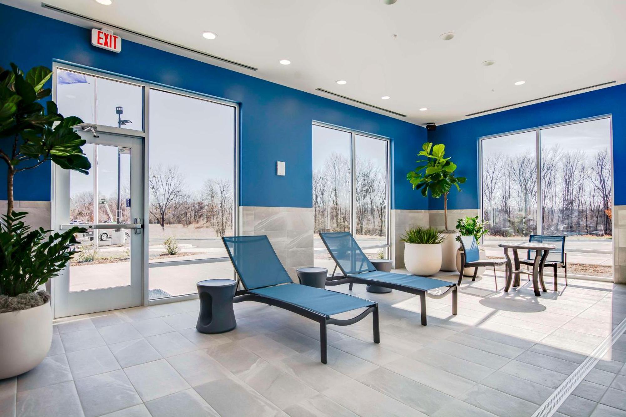 Hampton Inn & Suites By Hilton Louisville East Oxmoor エクステリア 写真